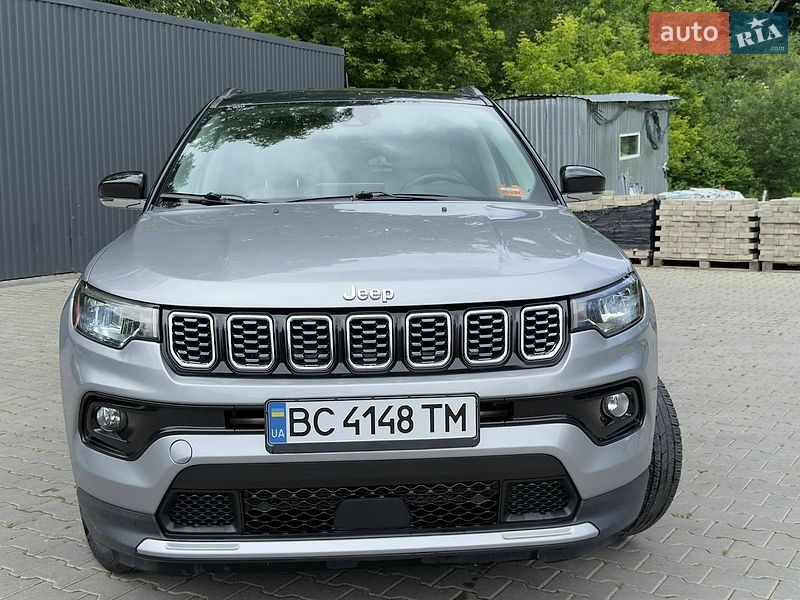 Позашляховик / Кросовер Jeep Compass 2021 в Стебнику