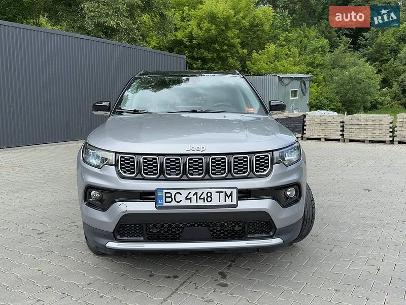Позашляховик / Кросовер Jeep Compass 2021 в Стебнику