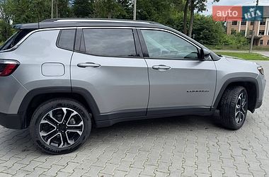 Позашляховик / Кросовер Jeep Compass 2021 в Стебнику