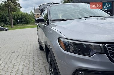 Позашляховик / Кросовер Jeep Compass 2021 в Стебнику