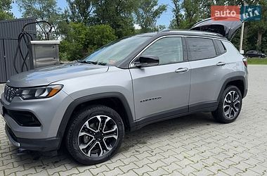 Позашляховик / Кросовер Jeep Compass 2021 в Стебнику