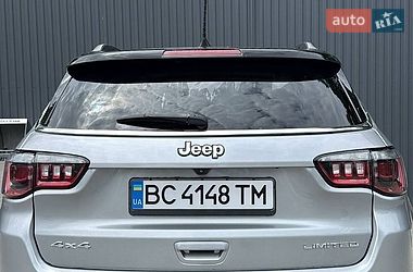 Позашляховик / Кросовер Jeep Compass 2021 в Стебнику
