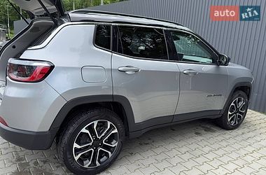 Позашляховик / Кросовер Jeep Compass 2021 в Стебнику