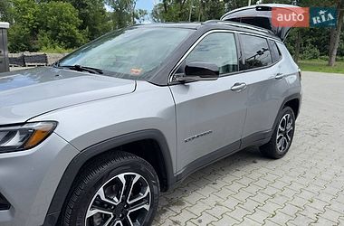 Позашляховик / Кросовер Jeep Compass 2021 в Стебнику