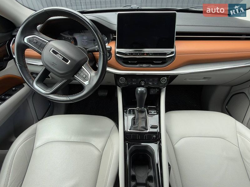 Позашляховик / Кросовер Jeep Compass 2021 в Стебнику