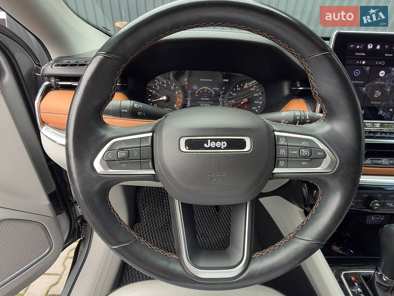 Позашляховик / Кросовер Jeep Compass 2021 в Стебнику