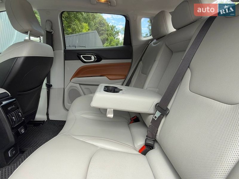 Позашляховик / Кросовер Jeep Compass 2021 в Стебнику