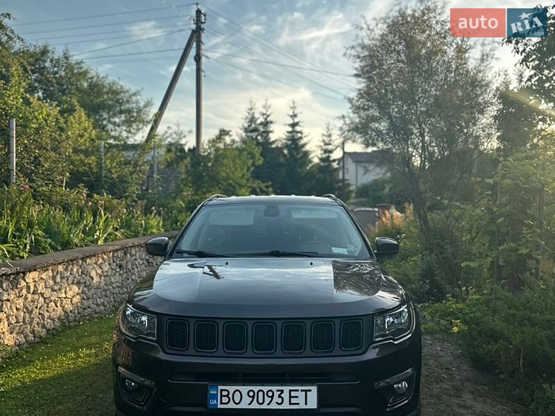 Внедорожник / Кроссовер Jeep Compass 2018 в Тернополе