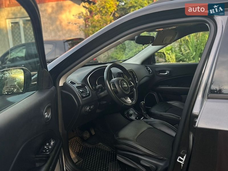 Внедорожник / Кроссовер Jeep Compass 2018 в Тернополе