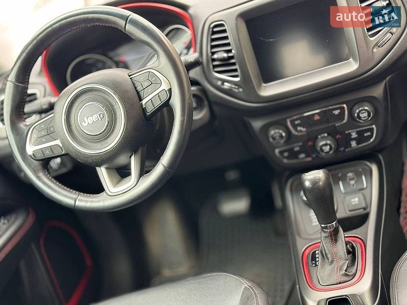 Внедорожник / Кроссовер Jeep Compass 2018 в Днепре