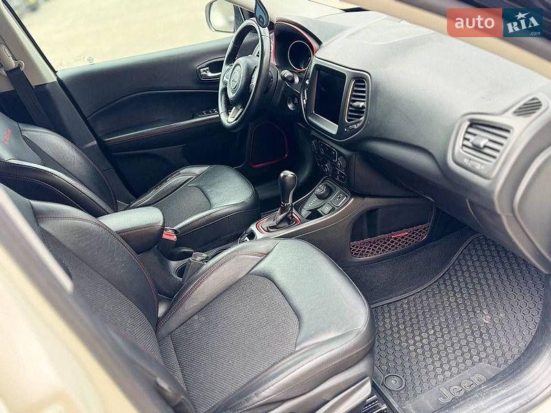 Внедорожник / Кроссовер Jeep Compass 2018 в Днепре