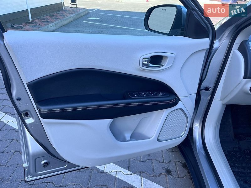 Внедорожник / Кроссовер Jeep Compass 2019 в Виннице фото 15 Внедорожник / Кроссовер Jeep Compass 2019 в Виннице