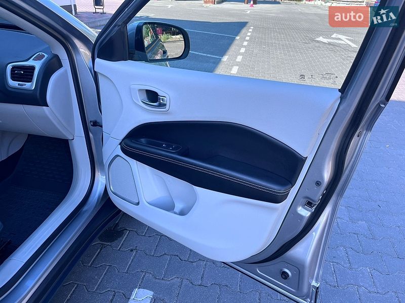 Внедорожник / Кроссовер Jeep Compass 2019 в Виннице фото 20 Внедорожник / Кроссовер Jeep Compass 2019 в Виннице