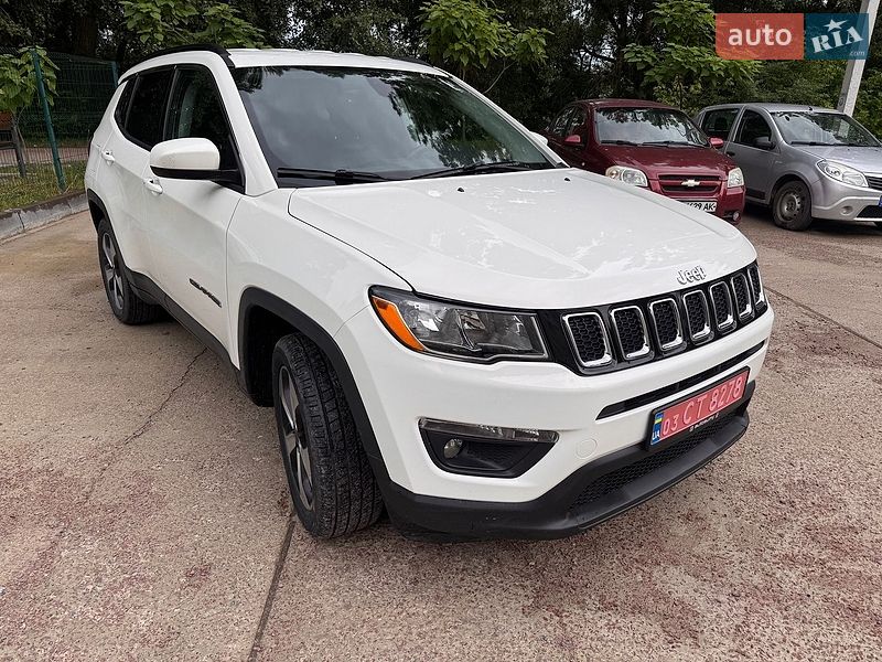 Позашляховик / Кросовер Jeep Compass 2017 в Києві