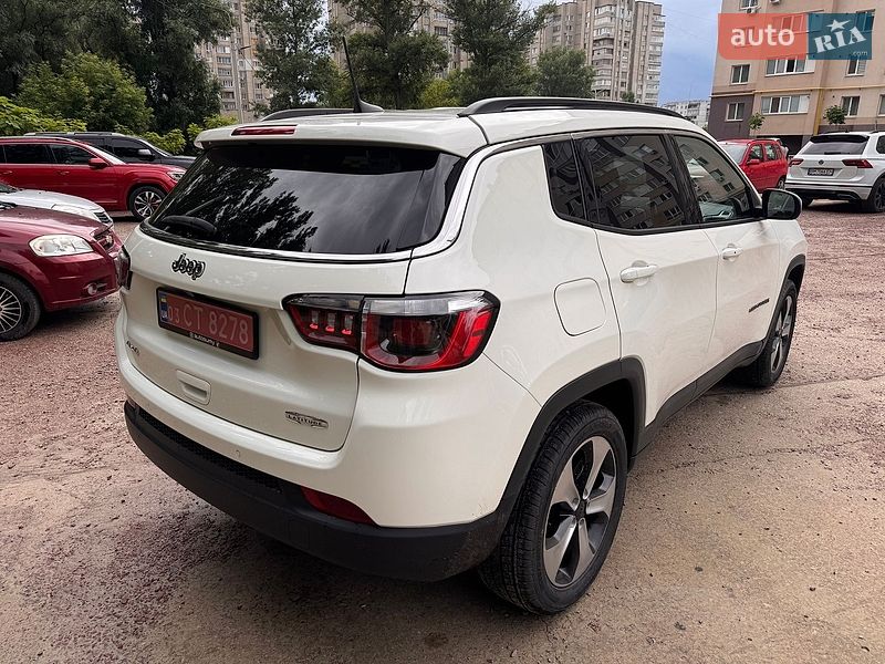 Позашляховик / Кросовер Jeep Compass 2017 в Києві