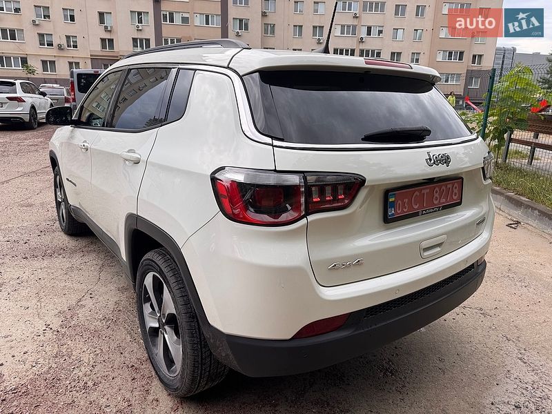 Позашляховик / Кросовер Jeep Compass 2017 в Києві
