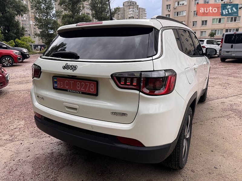 Позашляховик / Кросовер Jeep Compass 2017 в Києві