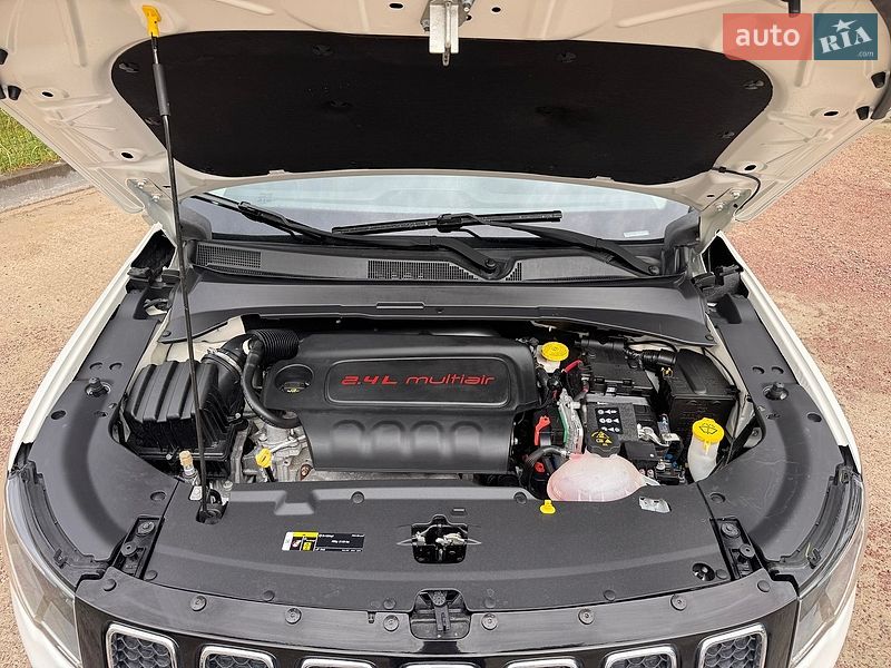 Позашляховик / Кросовер Jeep Compass 2017 в Києві