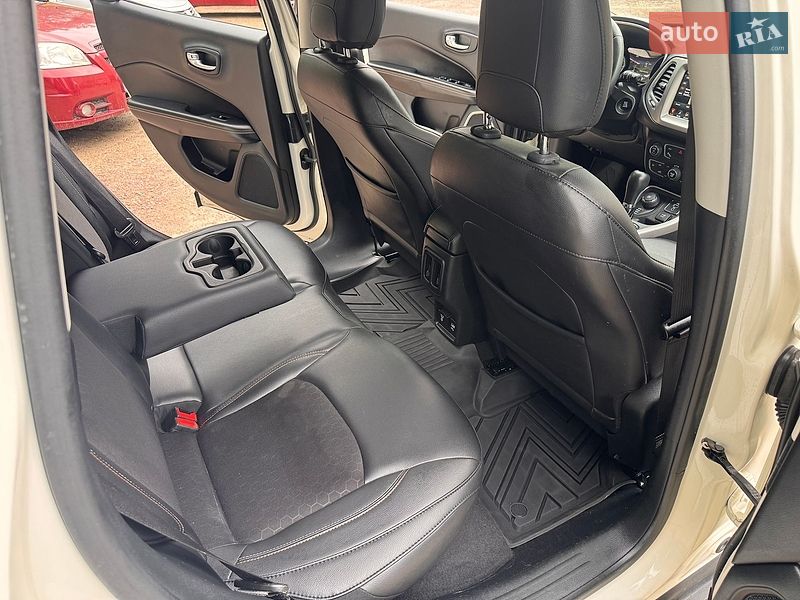 Позашляховик / Кросовер Jeep Compass 2017 в Києві