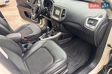 Позашляховик / Кросовер Jeep Compass 2017 в Києві