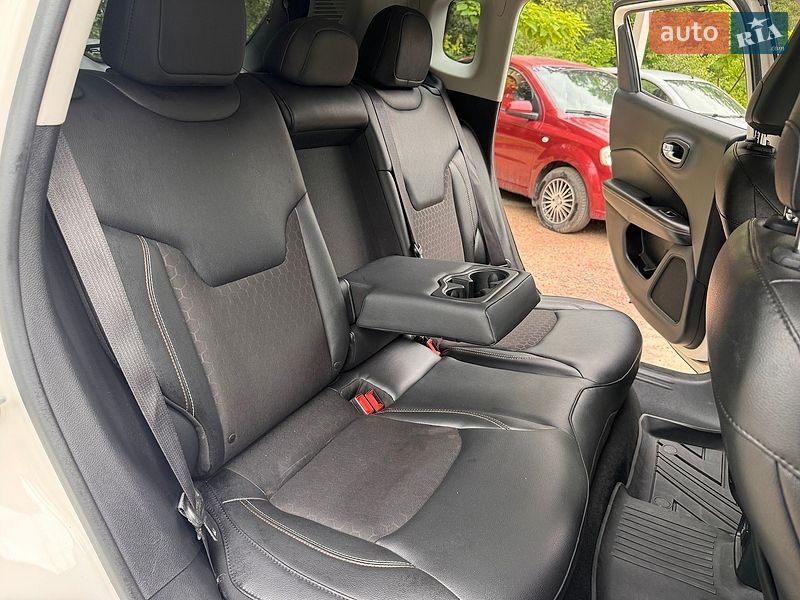 Позашляховик / Кросовер Jeep Compass 2017 в Києві