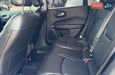 Внедорожник / Кроссовер Jeep Compass 2017 в Ивано-Франковске