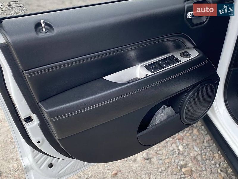 Позашляховик / Кросовер Jeep Compass 2015 в Білій Церкві фото 12 Позашляховик / Кросовер Jeep Compass 2015 в Білій Церкві