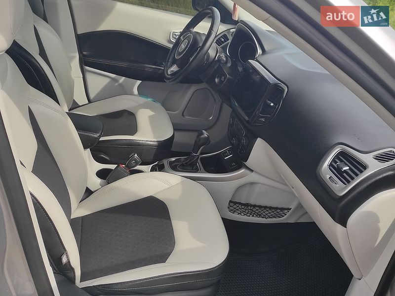 Внедорожник / Кроссовер Jeep Compass 2019 в Перещепине