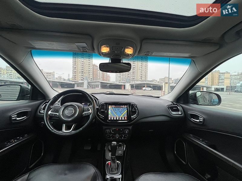 Внедорожник / Кроссовер Jeep Compass 2019 в Киеве фото 16 Внедорожник / Кроссовер Jeep Compass 2019 в Киеве