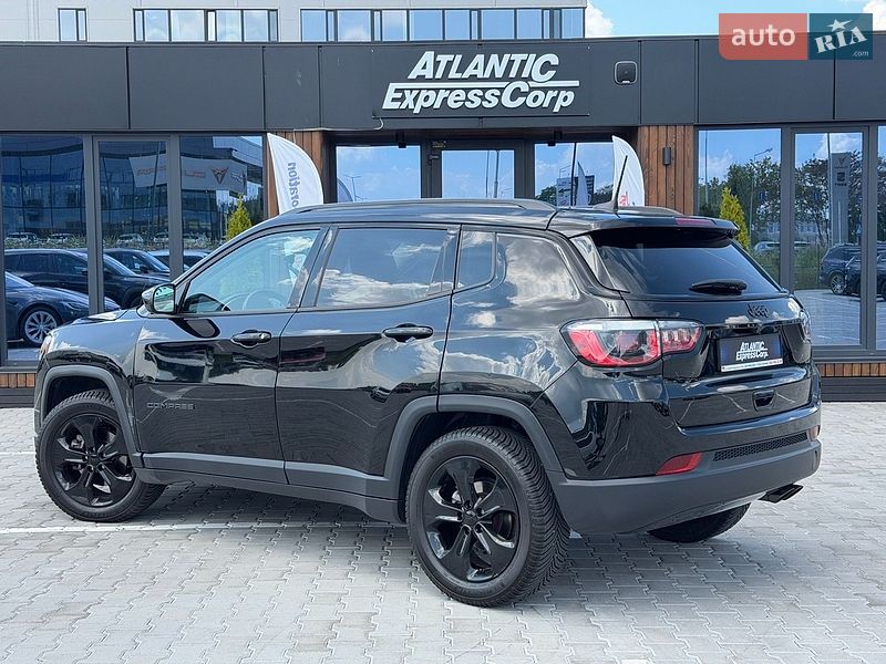 Внедорожник / Кроссовер Jeep Compass 2018 в Киеве фото 5 Внедорожник / Кроссовер Jeep Compass 2018 в Киеве