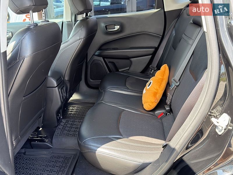Внедорожник / Кроссовер Jeep Compass 2018 в Киеве фото 8 Внедорожник / Кроссовер Jeep Compass 2018 в Киеве