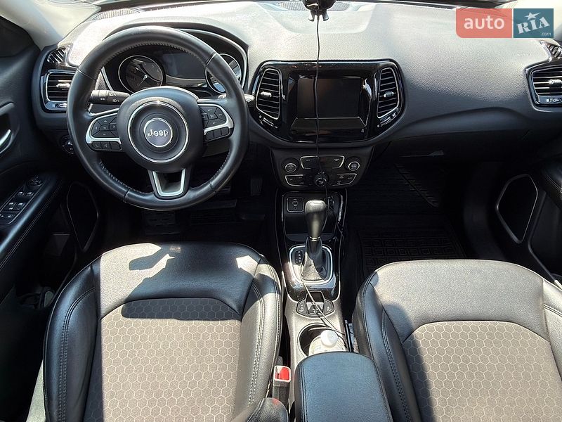 Внедорожник / Кроссовер Jeep Compass 2018 в Киеве фото 9 Внедорожник / Кроссовер Jeep Compass 2018 в Киеве