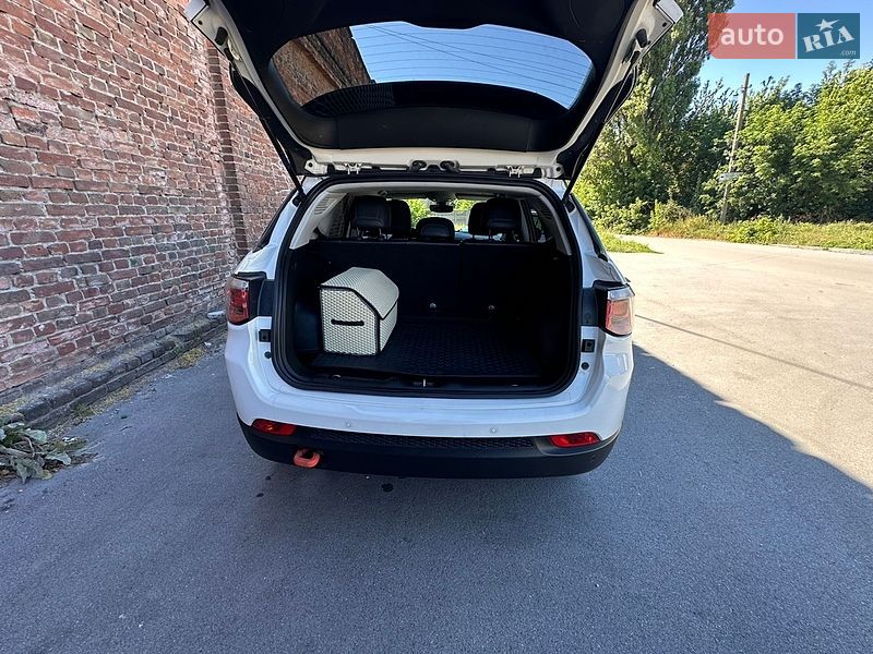 Внедорожник / Кроссовер Jeep Compass 2019 в Чернигове