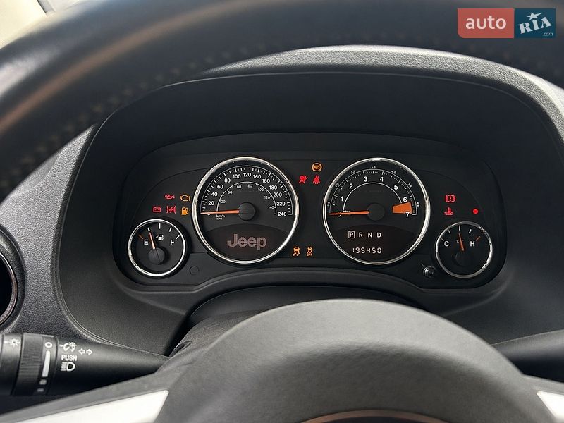 Внедорожник / Кроссовер Jeep Compass 2013 в Киеве