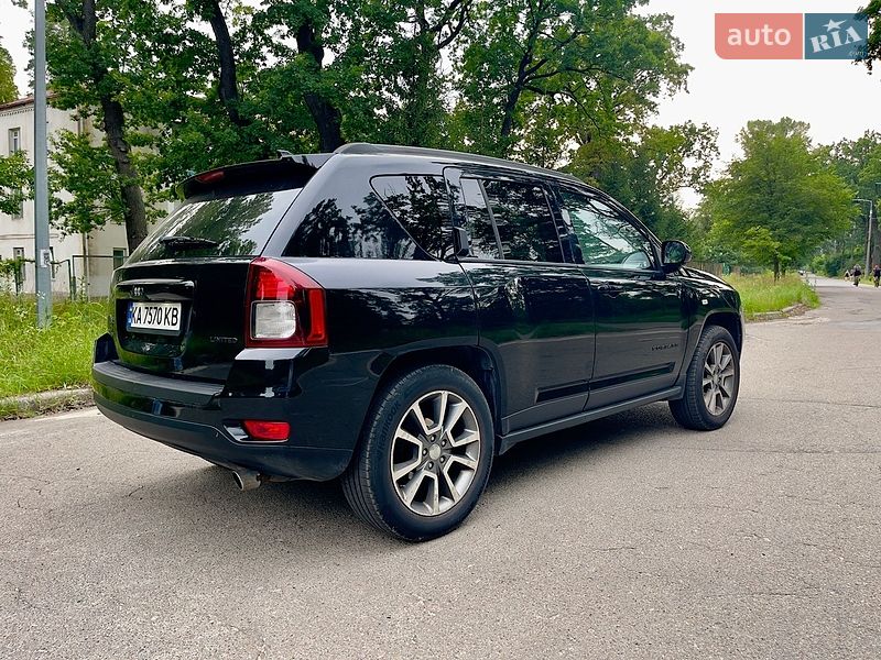 Внедорожник / Кроссовер Jeep Compass 2013 в Киеве
