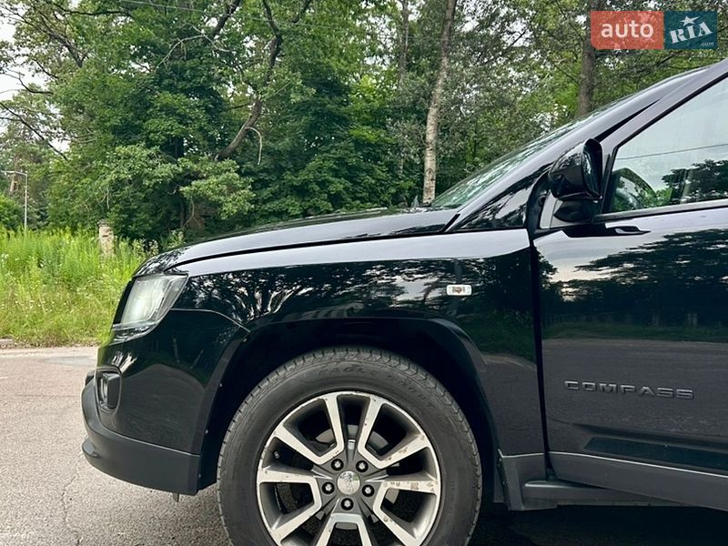 Внедорожник / Кроссовер Jeep Compass 2013 в Киеве