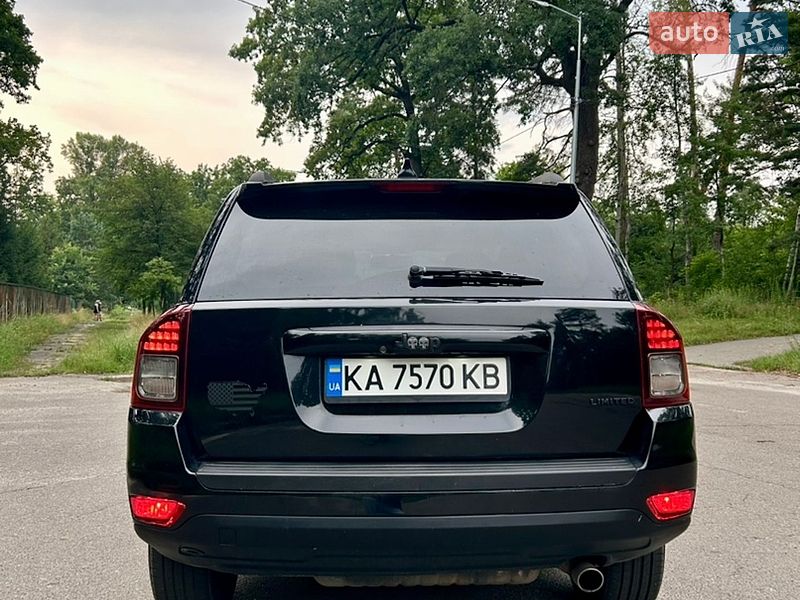 Внедорожник / Кроссовер Jeep Compass 2013 в Киеве