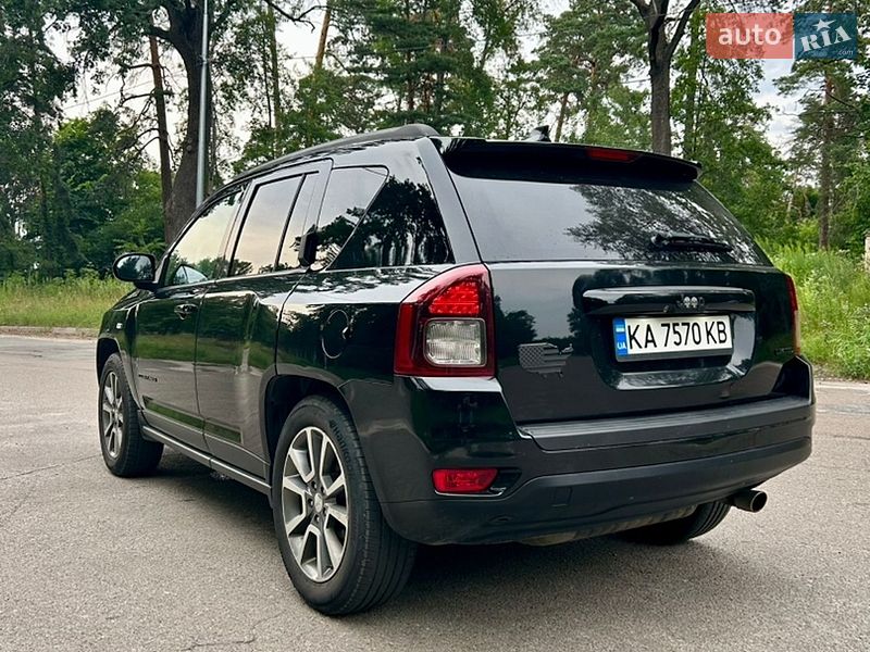 Внедорожник / Кроссовер Jeep Compass 2013 в Киеве