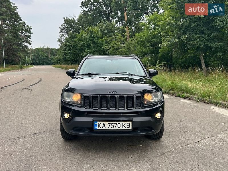 Внедорожник / Кроссовер Jeep Compass 2013 в Киеве