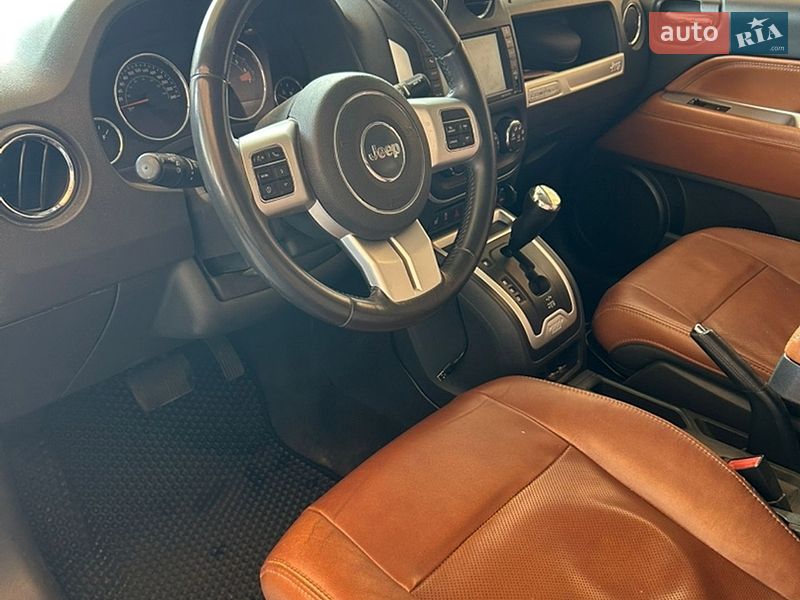 Внедорожник / Кроссовер Jeep Compass 2013 в Киеве