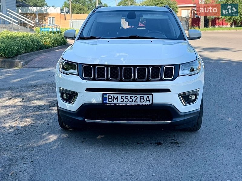 Внедорожник / Кроссовер Jeep Compass 2018 в Ромнах