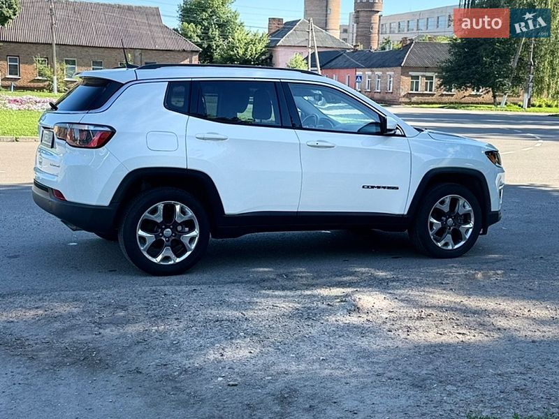 Внедорожник / Кроссовер Jeep Compass 2018 в Ромнах