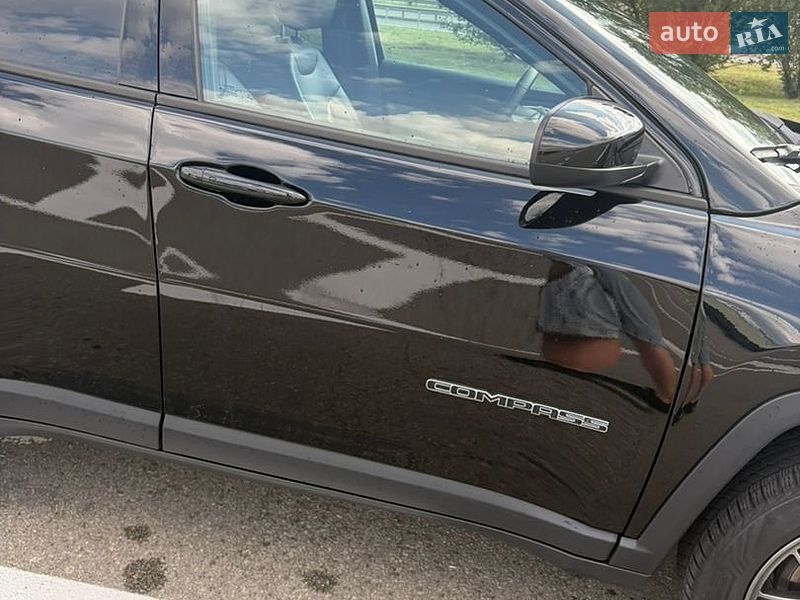 Внедорожник / Кроссовер Jeep Compass 2024 в Киеве