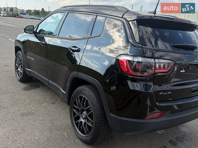 Внедорожник / Кроссовер Jeep Compass 2024 в Киеве
