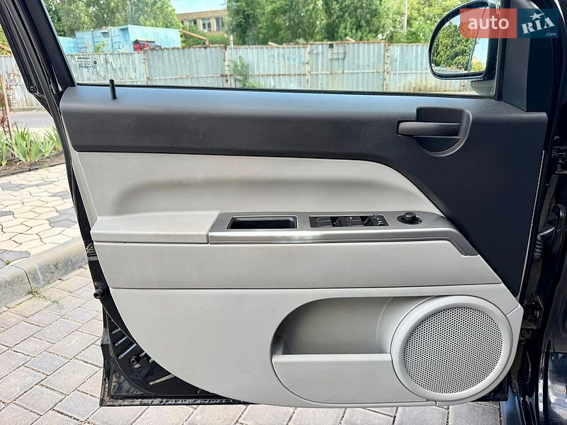 Внедорожник / Кроссовер Jeep Compass 2007 в Одессе