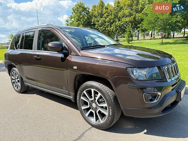 Внедорожник / Кроссовер Jeep Compass 2013 в Киеве