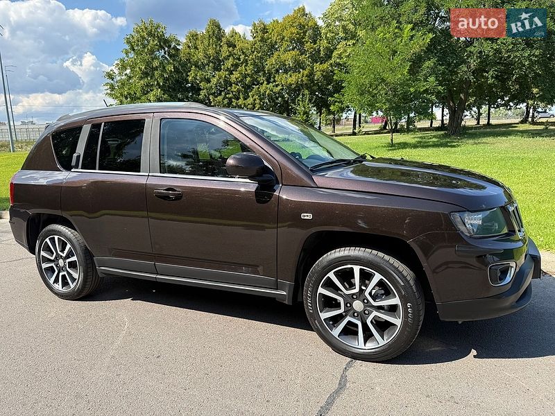 Внедорожник / Кроссовер Jeep Compass 2013 в Киеве