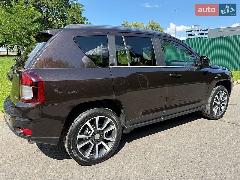 Внедорожник / Кроссовер Jeep Compass 2013 в Киеве