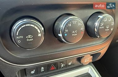 Внедорожник / Кроссовер Jeep Compass 2013 в Киеве