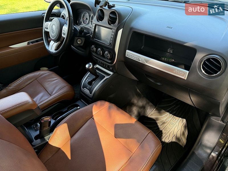 Внедорожник / Кроссовер Jeep Compass 2013 в Киеве